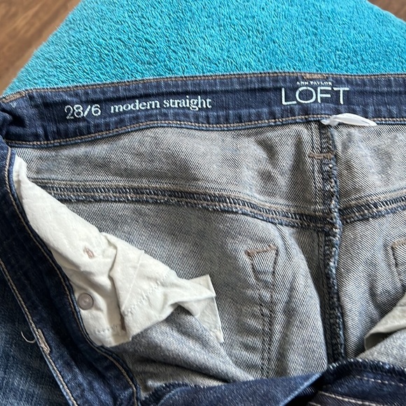 Ann Taylor THE LOFT modern straight jeans - Picture 2 of 4
